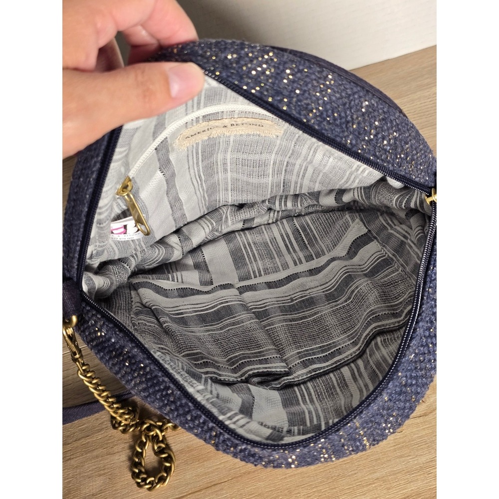 America & Beyond Beaded Elephant Crossbody Bag - Picture 5 of 10